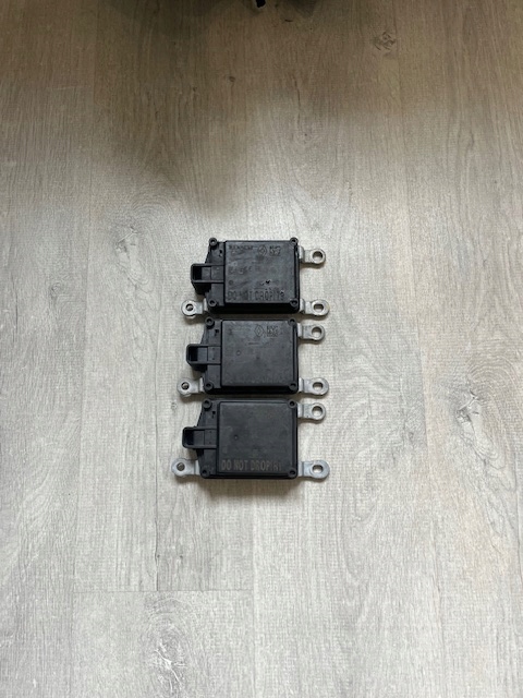 фото №1, Радар приближения датчик distronic renault 284476770r