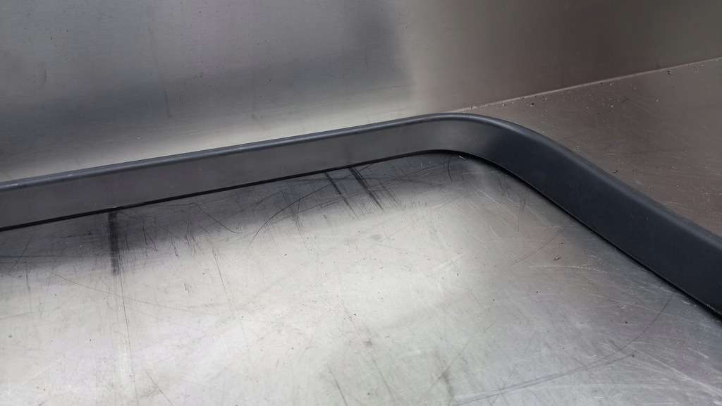 фото №4, Молдинг двері рамка двері лівий задня volvo xc70 ii v70 iii