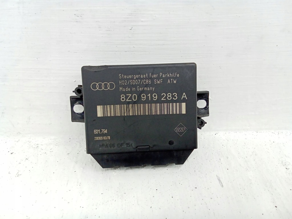 фото №1, Audi a4 s4 b6 8e 8h 2002 блок управления / модуль парковки pdc