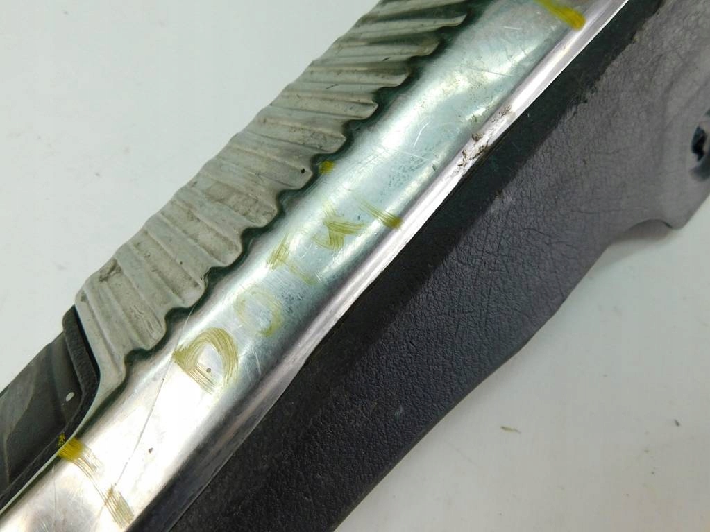 фото №11, Audi a4 b6 1.9 03r порог багажника kombi задняя