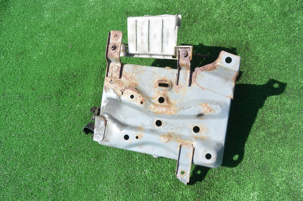 фото №8, Основа акумулятор nissan maxima qx a33 eu