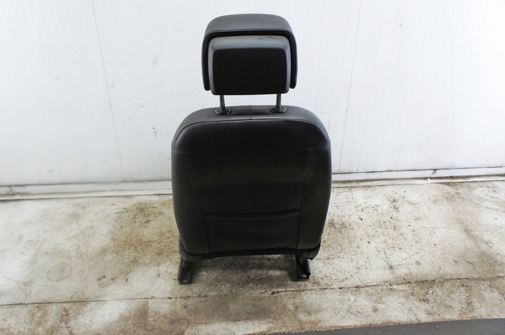 Rn017 vw passat b8 viii сиденье левый перед подогреваемый с Разборки