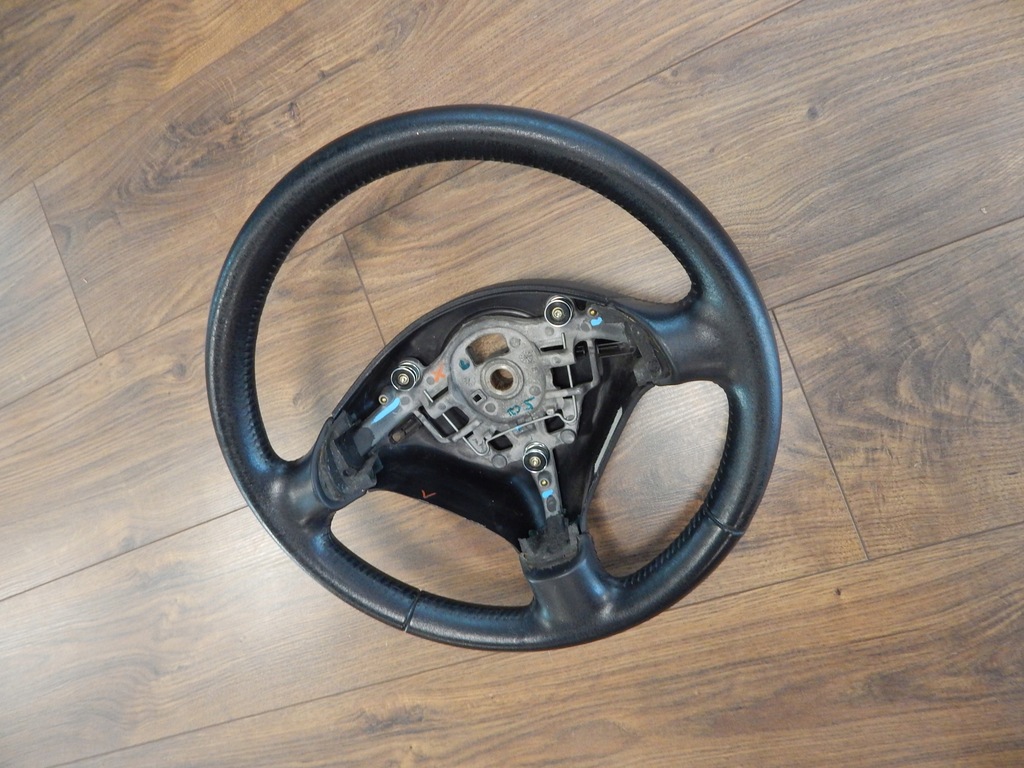 фото №5, Peugeot 307 - воздуховод кожа оригинал