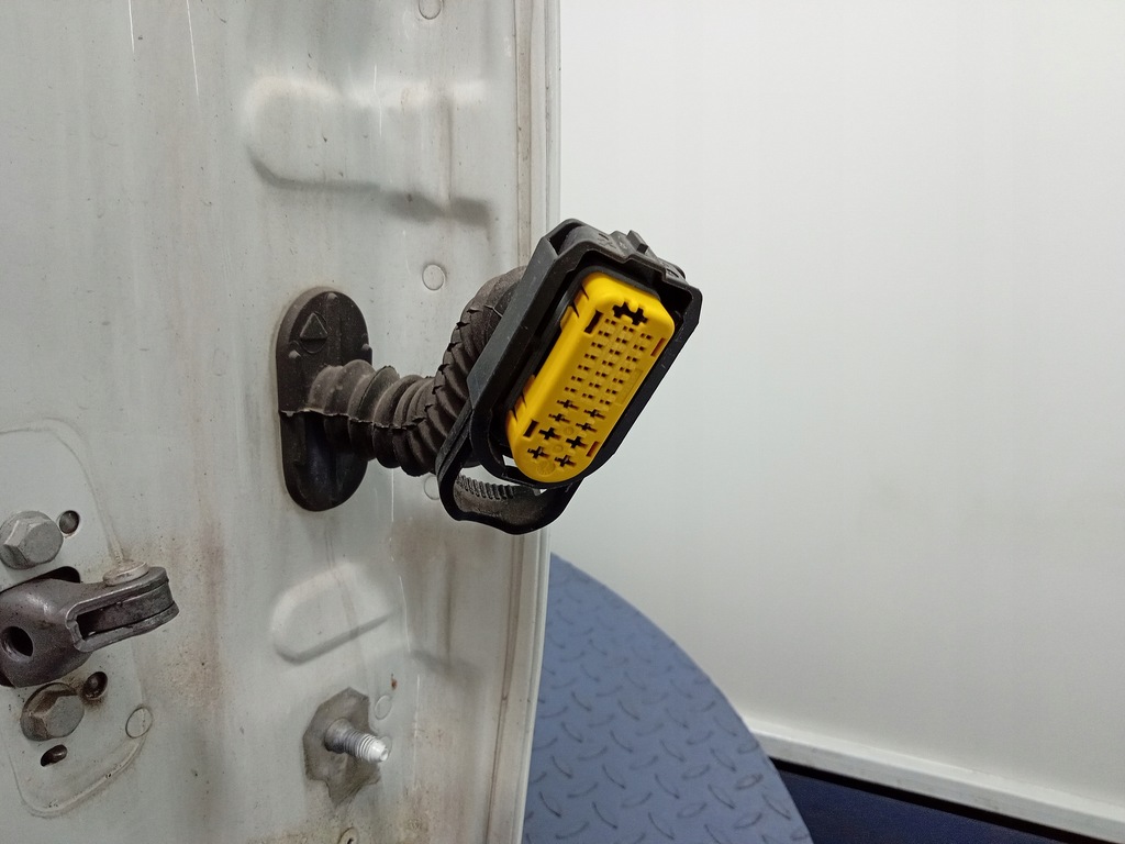 фото №9, Renault espace iv дверь задняя левая задние ov369