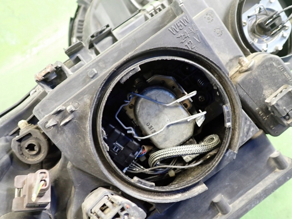 фото №16, Фара правий лівий лампа комплект volvo v70 ii 03r ксенон 30655905 30655906