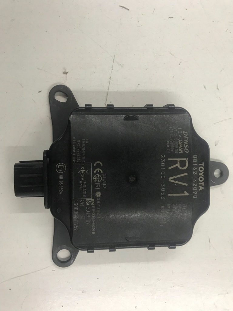 фото №1, Toyota rav 4 19- датчик мертвого pola радар