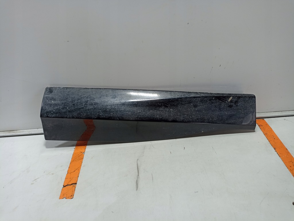 фото №1, Ford mustang mach-e молдинг двері права задня lj8b-r25334-b