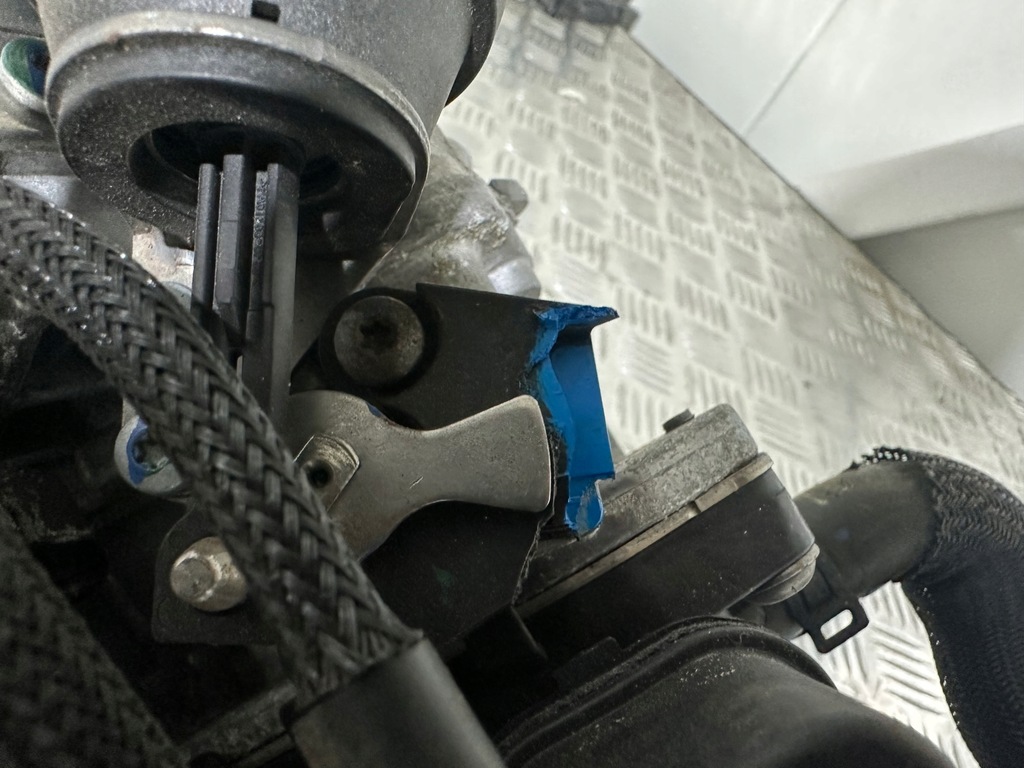 фото №8, Ford kuga mk2 2.0 tdci клапан egr 9807593080-01