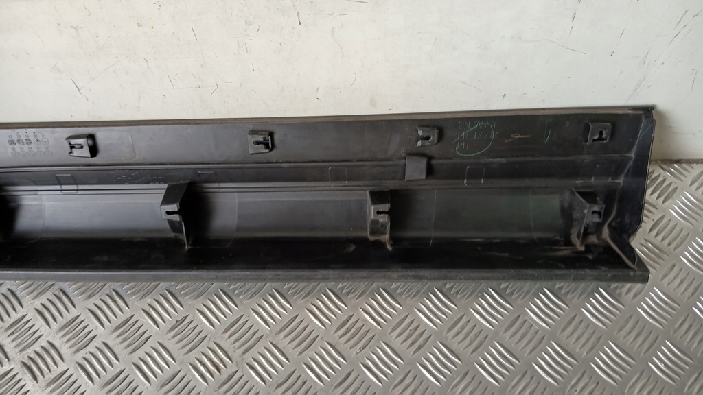 фото №15, Молдинг дверь правый перед mitsubishi eclipse cross 18-20 5727a510 оригинал