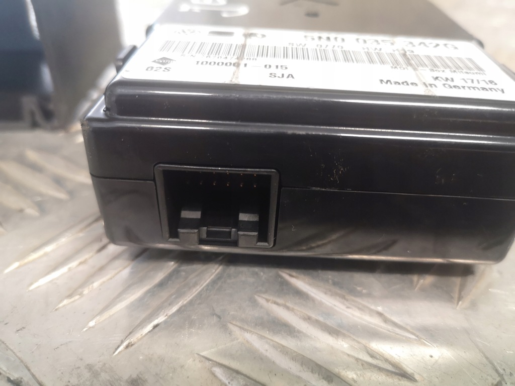 фото №4, Vw jetta 16 r interfrejs media