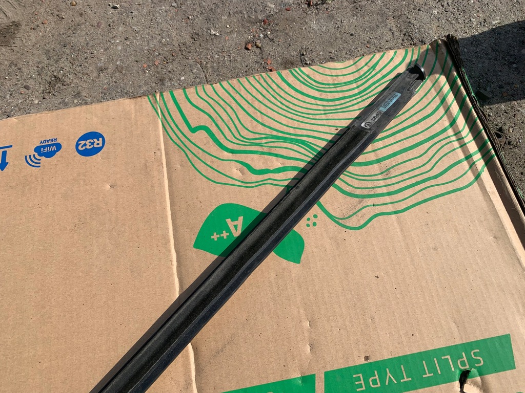 фото №8, Молдинг ущільнювач 7p0837477 cayenne 7p porsche