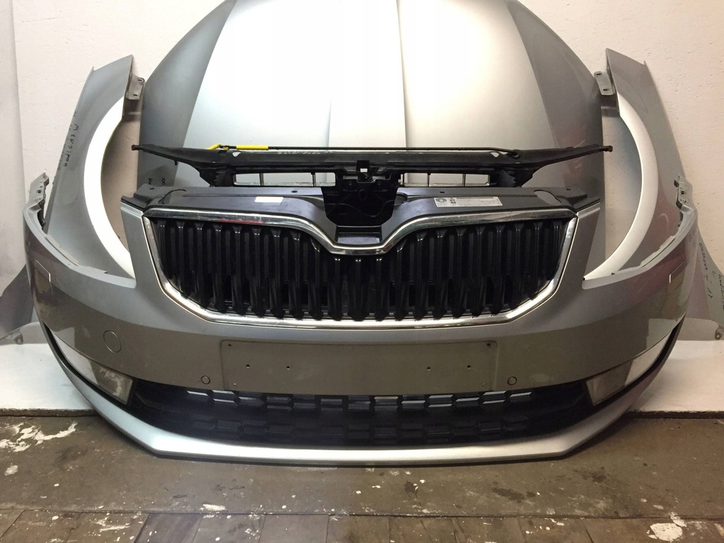фото №8, Kompletny перед капот крила бампер pas skoda octavia iii 3 17r kod la7w