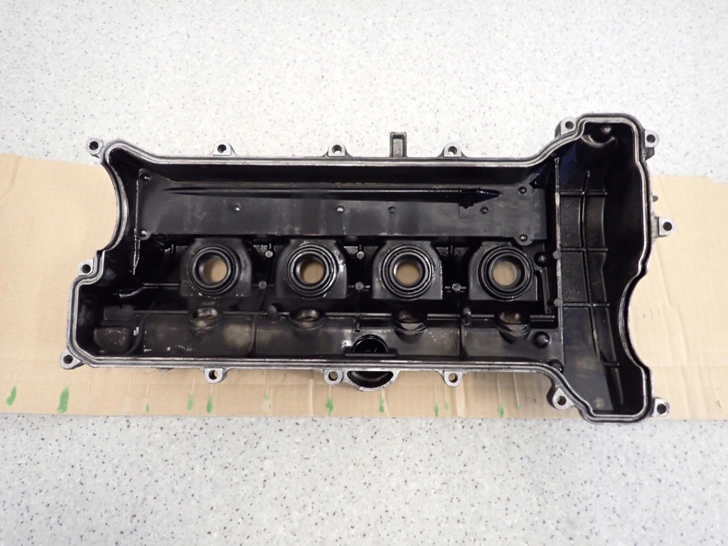 фото №5, Toyota corolla verso avensis t25 2.2 d4d крышка клапанов 2ad