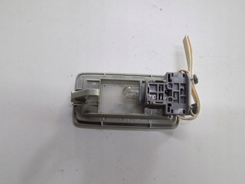фото №5, Toyota auris i 06-09 лампа освітлення салону 81340-30100