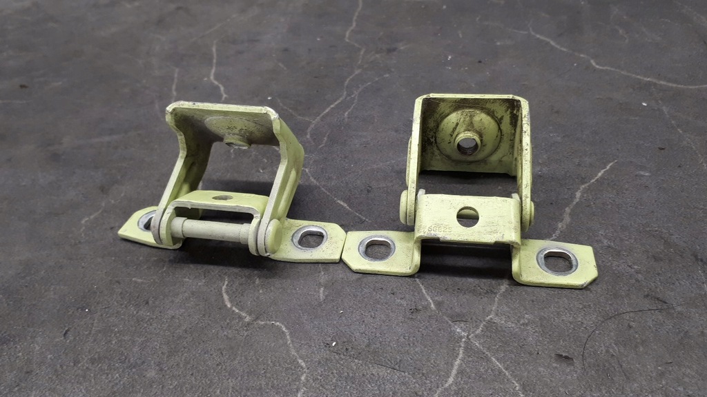 фото №1, Петли крышки ford ka mk2