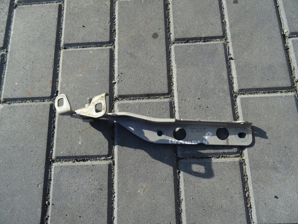 фото №1, Правый петля капот citroen c4 picasso ii