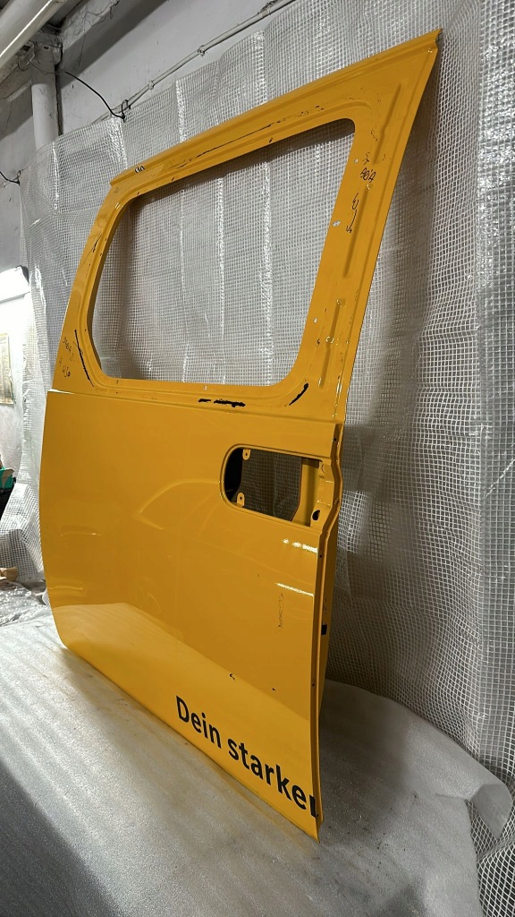 фото №2, Hyundai staria 2021- двері задня праве