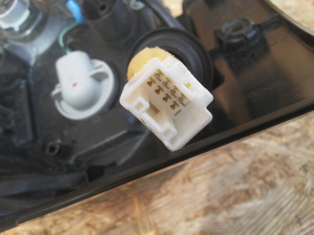 фото №10, Лампа led задня ліва w крила кришка mitsubishi asx i оригінал europa 4-pin