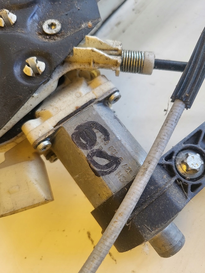 Bmw e60 e61 подъемник стекло + моторчик левый перед 6981141, 7184383 Недорого