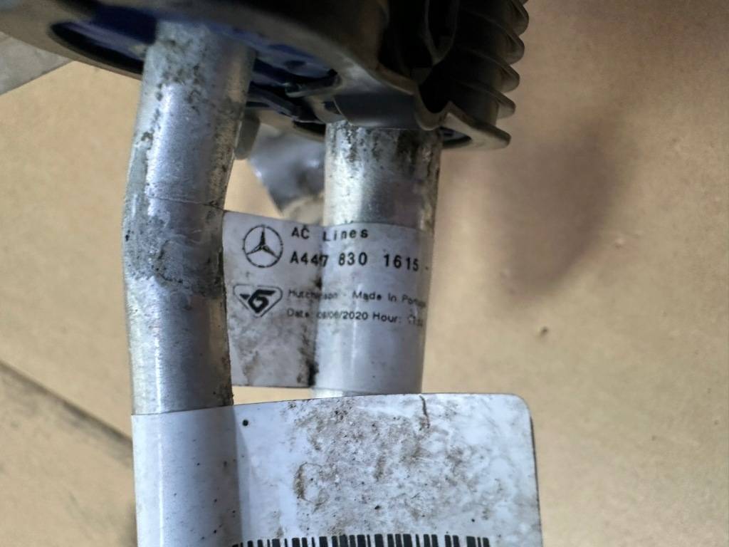 Шланг кондиционера, трубка кондиционер, пабтрубок  mercedes w447 cz, vito европа в Украине
