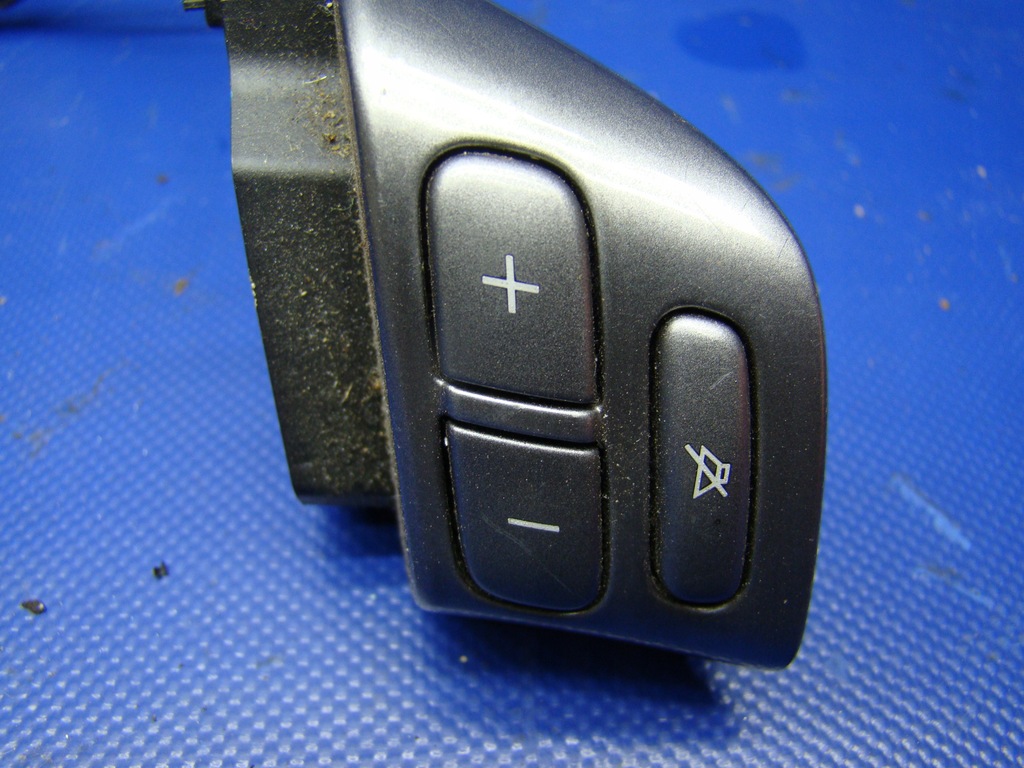 фото №2, Переключатель радио руля forester ii 06r lift