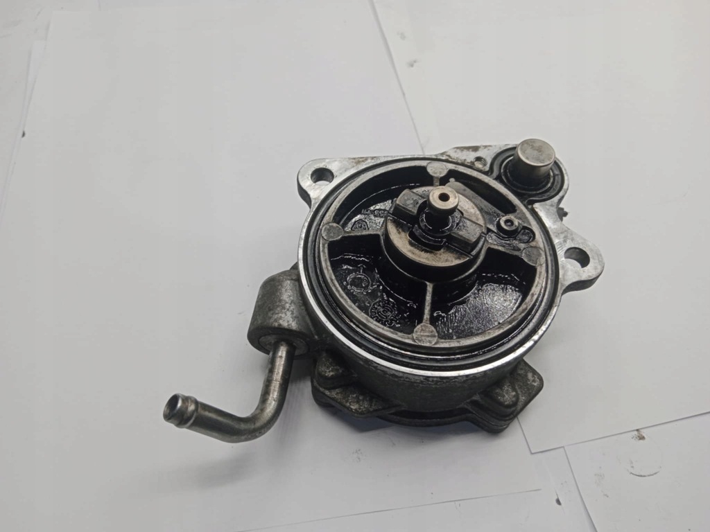 фото №4, Насос вакуум вакууму 1.4 d-4d toyota yaris aygo verso corolla auris