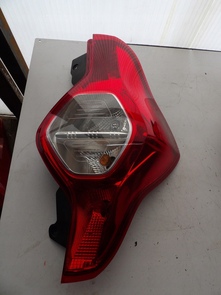 фото №1, Лампа задня права dacia lodgy 265558016r