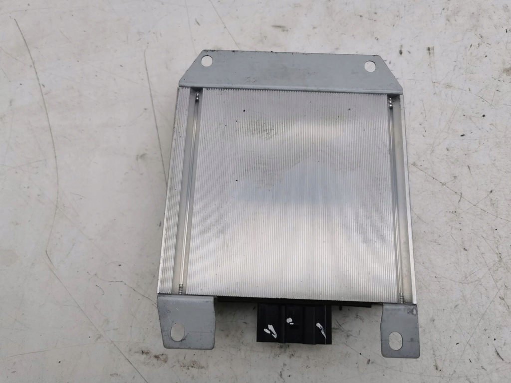 фото №6, Audi a4 s4 b6 8e 8h 2002 підсилювач аудіо