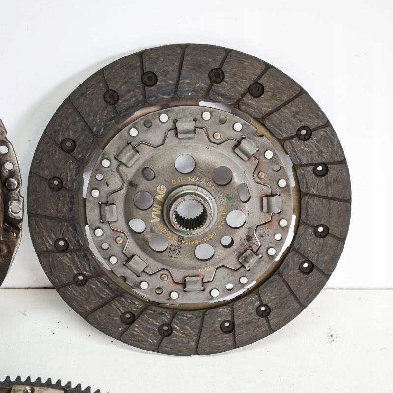 фото №6, Комплект сцепления vw passat b8 3g2 03l141031l04e105264b 1.4l бензиновый