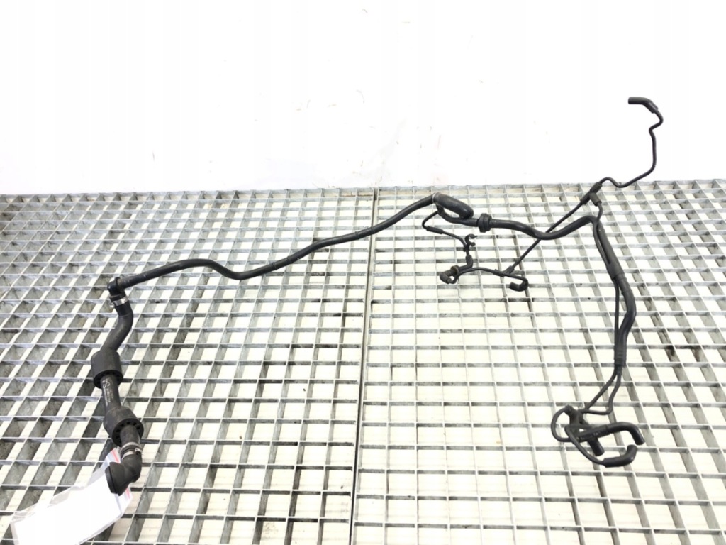 фото №1, Провода вакуумa audi a4 b8 s4 06e133773dd