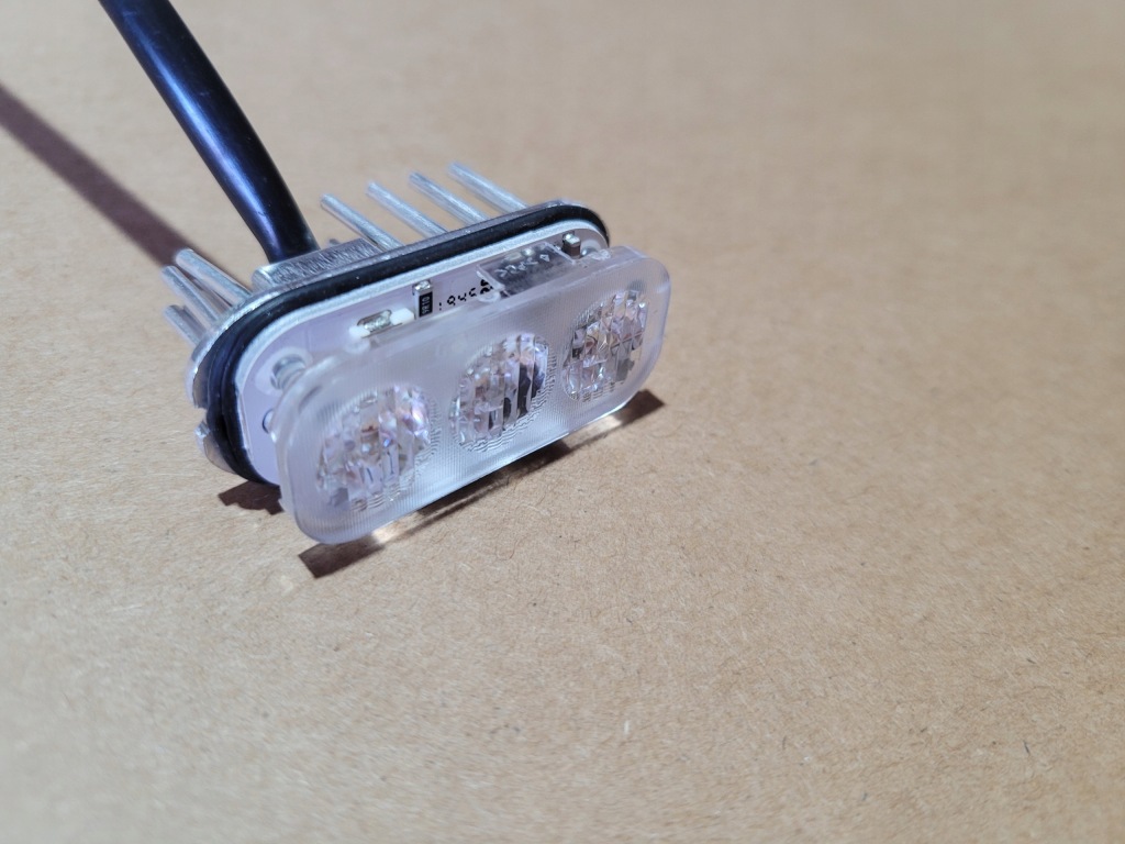 Вкладиш лампи led заднього бампера skoda 575945701k Зі Шроту