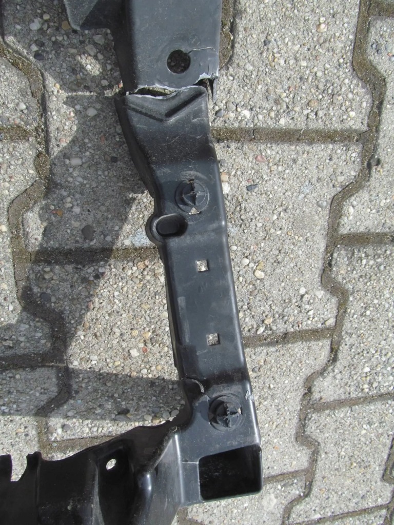 фото №13, Land rover discovery iv 4 10-16 pas передний усилитель верхний панель фары c409