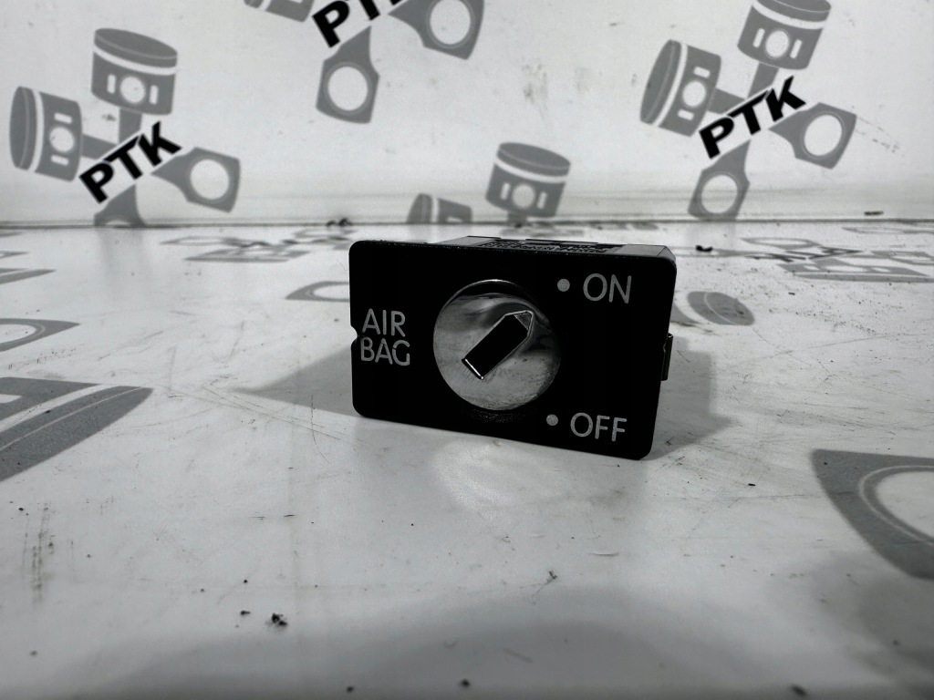 фото №1, Выключатель переключатель подушка безопасности 1k0919237a golf v 5 оригинал