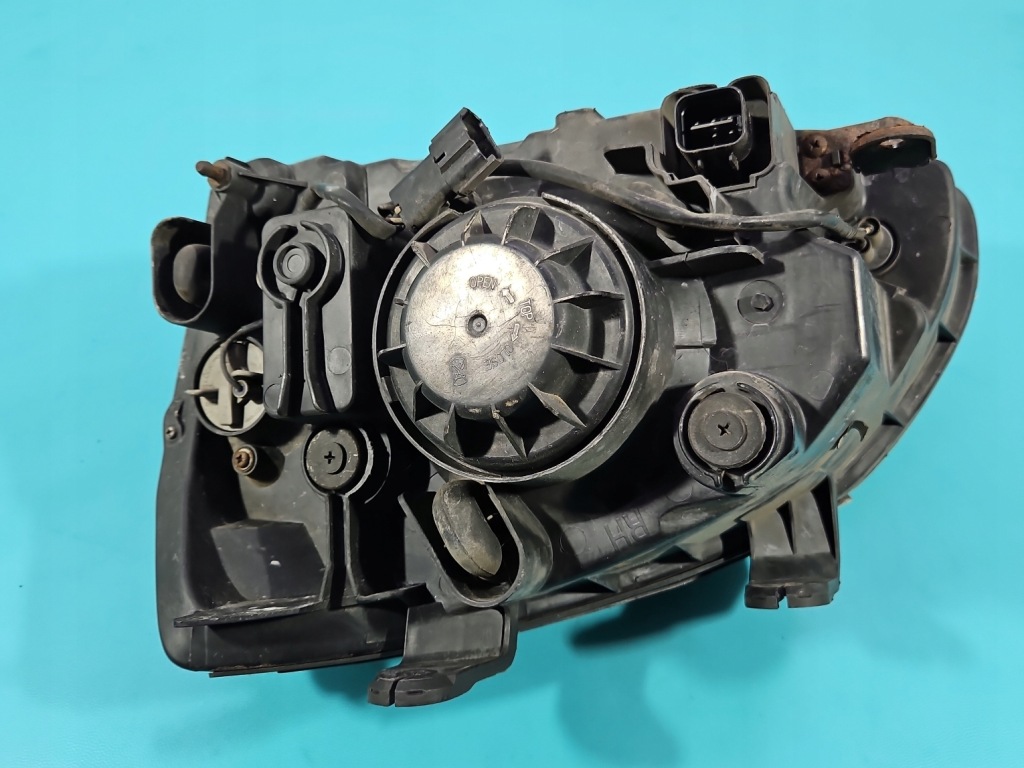 Купить Фара правый  фара перед kia carens 2 европа