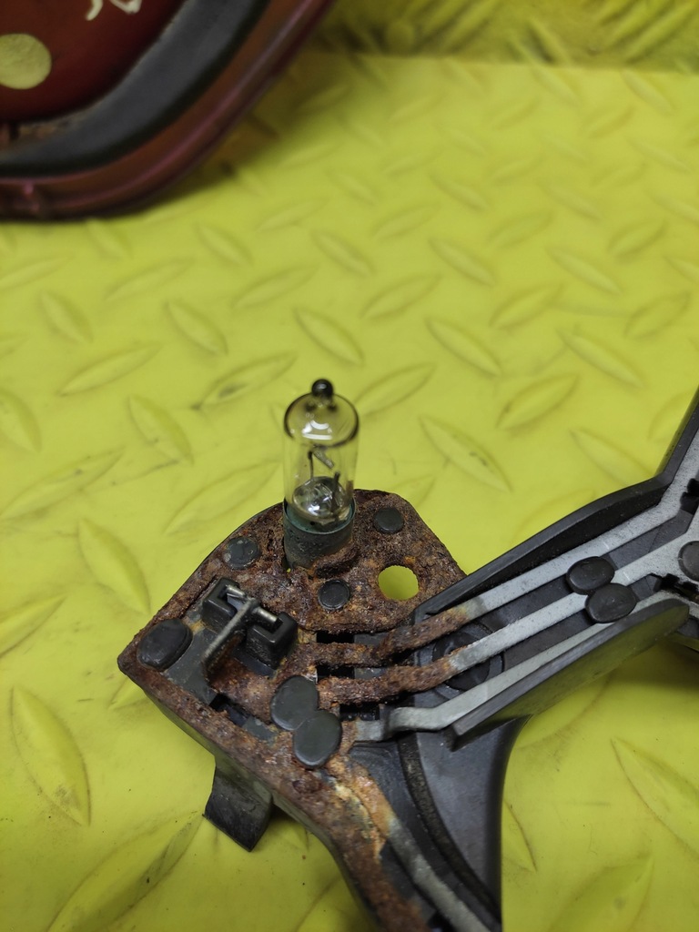 фото №8, Citroen c5 iii kombi лампа правий задня w кришка багажника