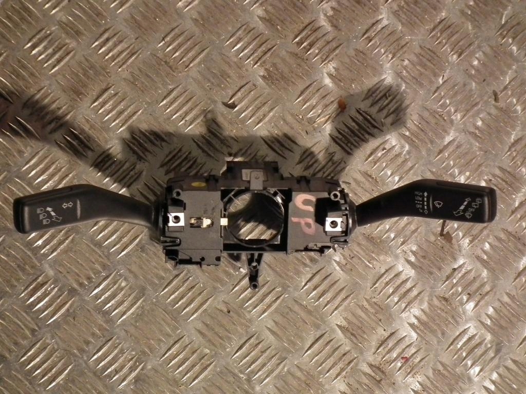 фото №1, Volkswagen up 14r переключатель комбинированный