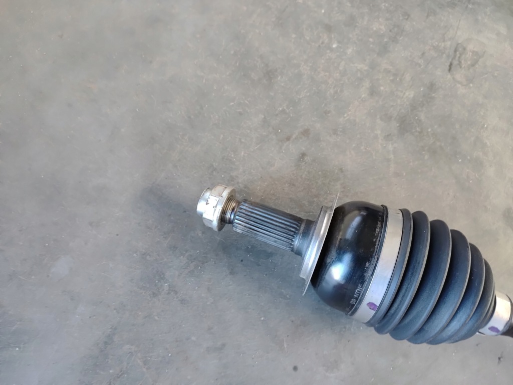 Subaru forester vi 24- привідний вал правий ліве перед 2.5b америка 4x4 Недорого