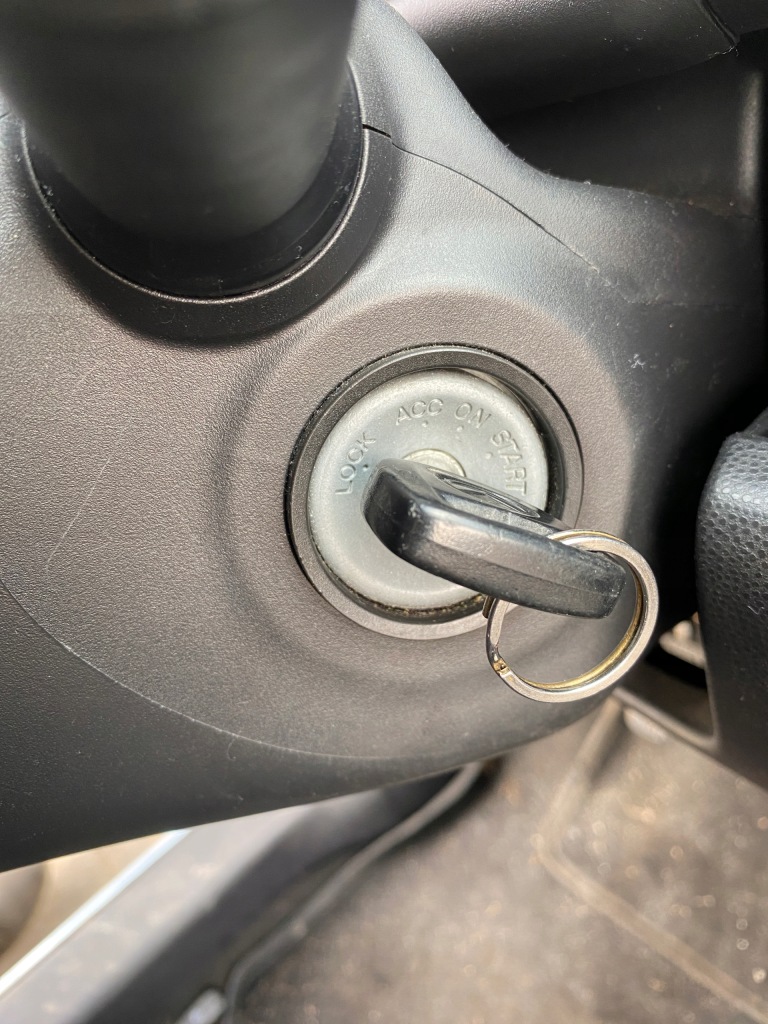 фото №1, Mazda 2 ii 07-15 замок зажигания с ключ 1.4