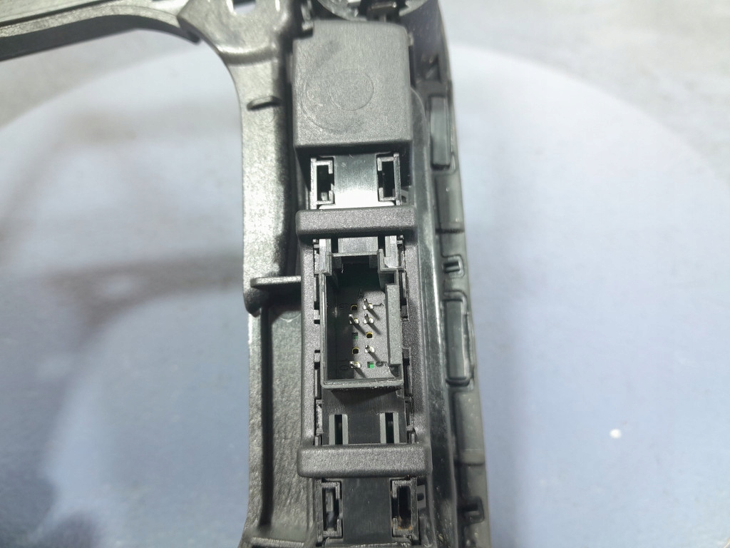 фото №5, Vw passat b8 рамка защита туннель 3g1864263ml7