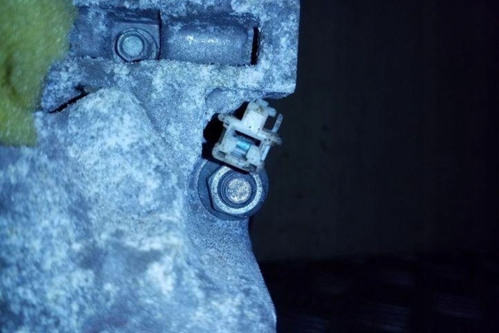 фото №7, Компресор кондиціонера mazda 6 sedan gg h12a0ca4je 2.0l дизель 100kw 2010