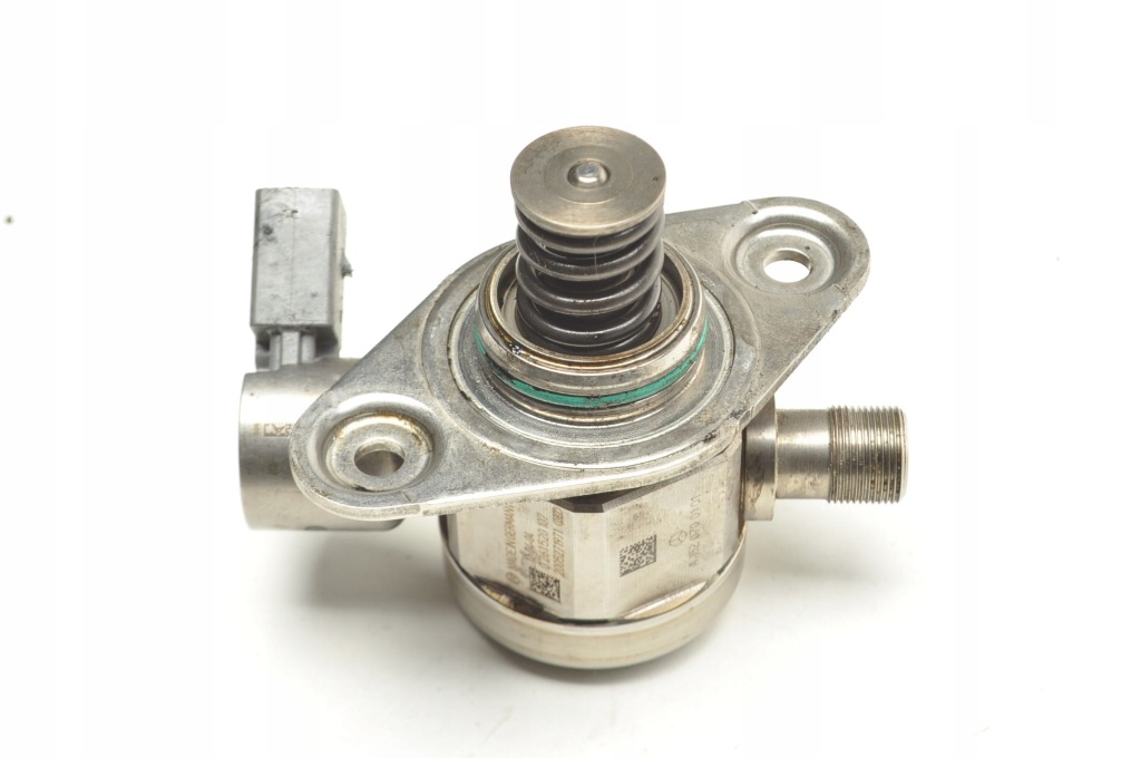 фото №1, Mercedes w172 r172 amg 5.5 v8 насос топлива a1520700101