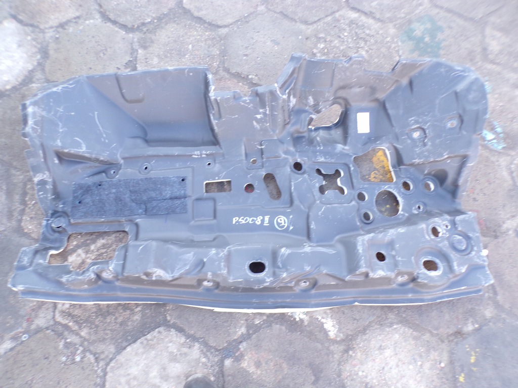 фото №1, Шумоизоляция стены перегородки peugeot 5008 ii