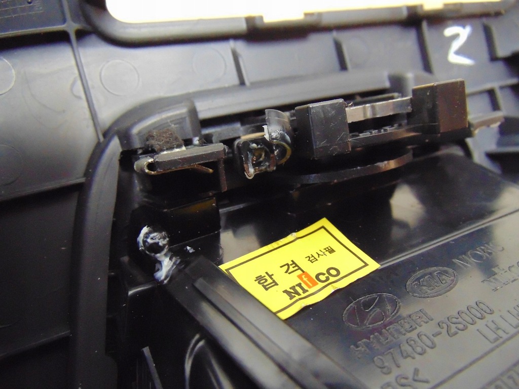 фото №11, Решётка обдув консоли левая hyundai europa