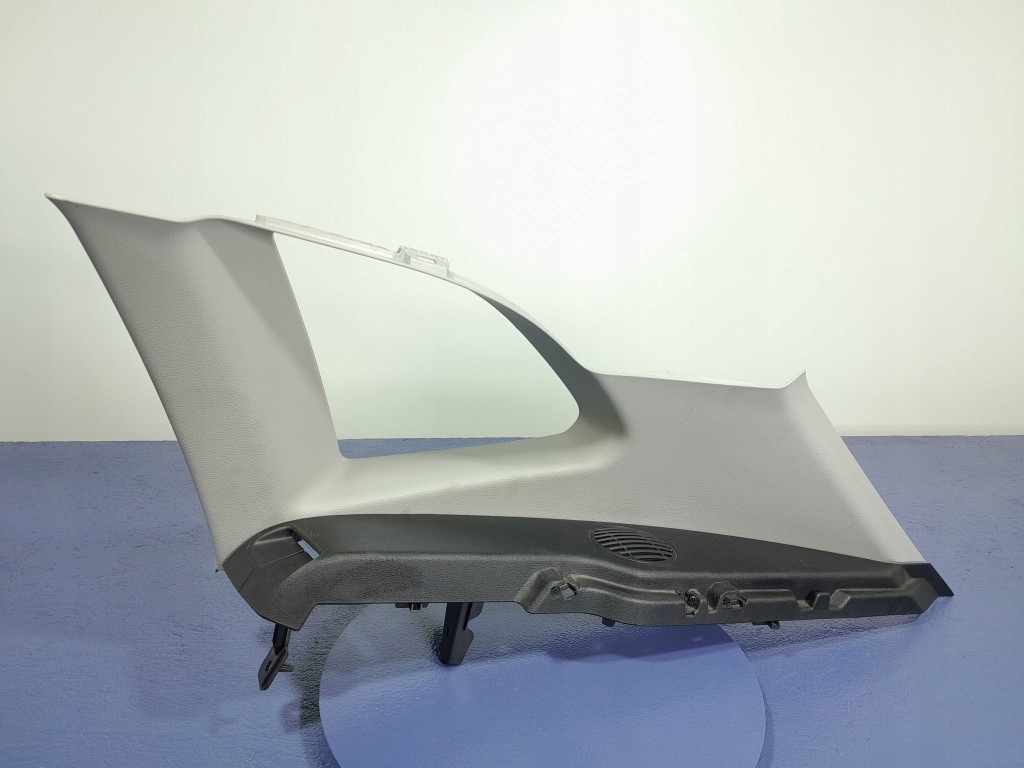 Купить Bmw x1 e84 защита направляющая шторка багажника правая 2991804