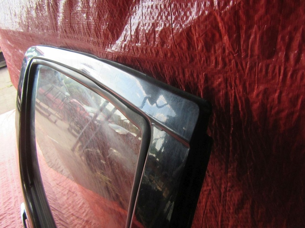 фото №3, Toyota hilux 2007 дверь правое задняя kpl