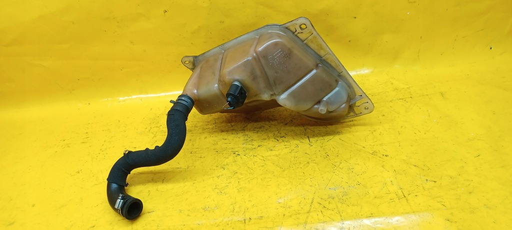 фото №14, Бачок расширительный audi a6 c5 4b0121403