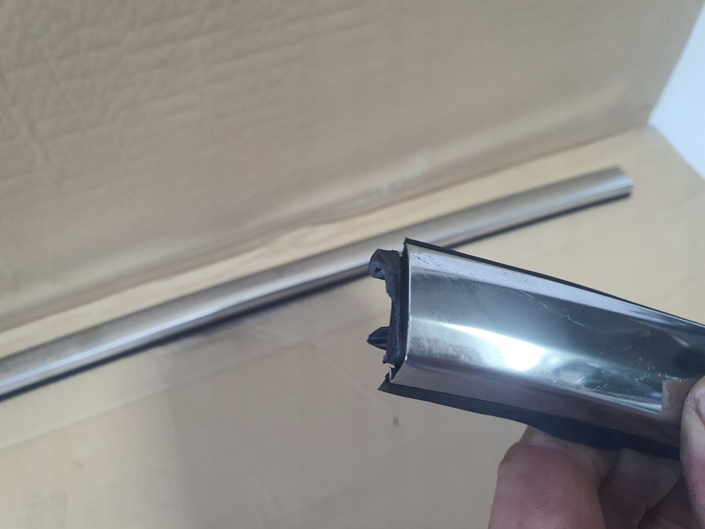 фото №2, Молдинг хром ліва c5 aircross