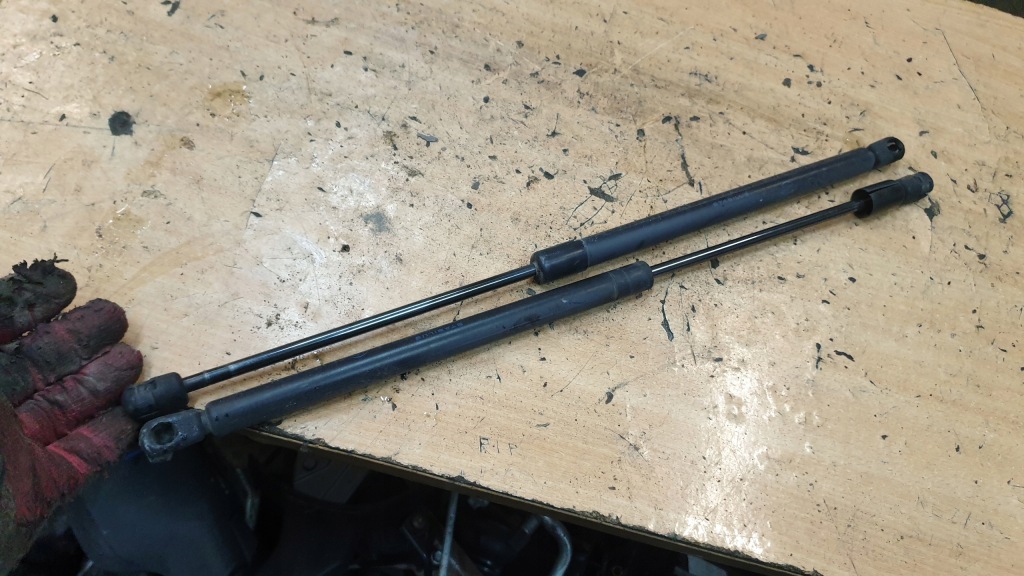 фото №1, Nissan micra k12 амортизаторы крышки задняя задние комплект