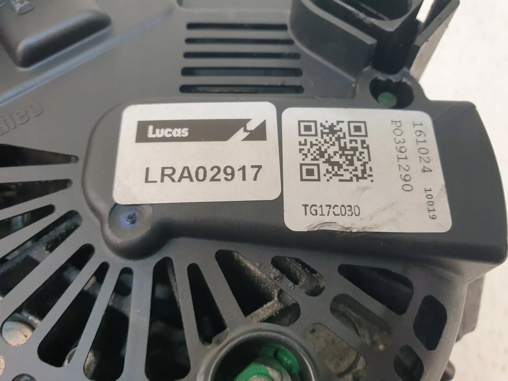 Jeep grand cherokee wk 3.0 crd генератор lucas lra02917 Недорого