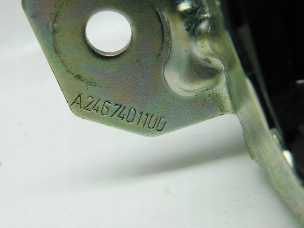 фото №4, Замок крышки задняя a2467401100 - mercedes w176 w246